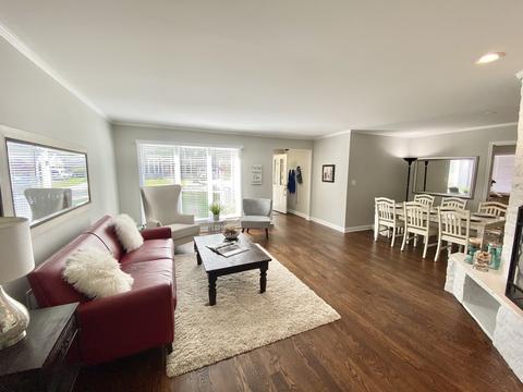 633 Beaver Rd, Glenview, IL 60025 photo 5