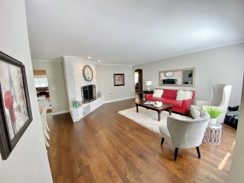 633 Beaver Rd, Glenview, IL 60025 photo 9