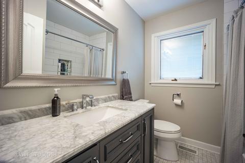 633 Beaver Rd, Glenview, IL 60025 photo 31