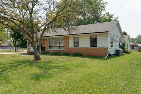 34 Knollcrest Ct, Normal, IL 61761 photo 27