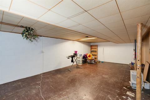 34 Knollcrest Ct, Normal, IL 61761 photo 25