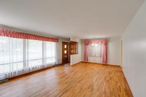 34 Knollcrest Ct, Normal, IL 61761 photo 10