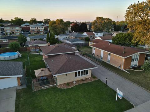 7836 W 80th St, Bridgeview, IL 60455 photo 3