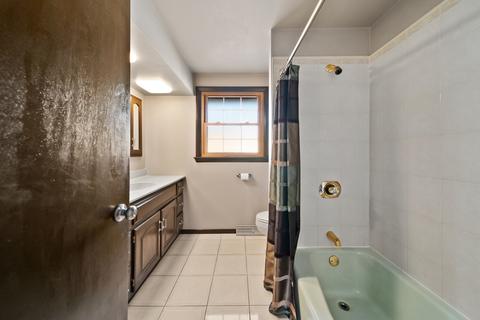 7836 W 80th St, Bridgeview, IL 60455 photo 14