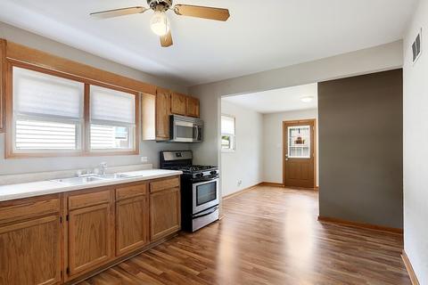 3041 Union Ave, Steger, IL 60475 photo 3
