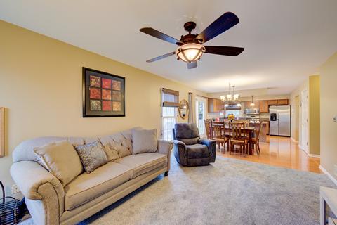 1413 Fox Chase Ct, Bartlett, IL 60103 photo 9