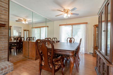 404 Pinehurst Dr, Des Plaines, IL 60016 photo 3