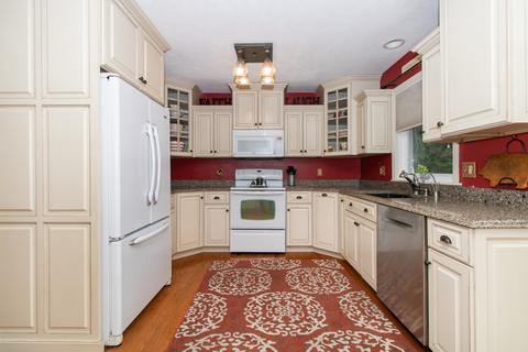 1207 George Dr, Normal, IL 61761 photo 3