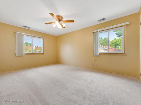 1166 Buckingham Ct #D2, Wheeling, IL 60090 photo 12
