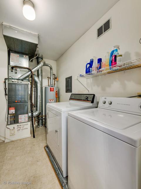 1166 Buckingham Ct #D2, Wheeling, IL 60090 photo 18