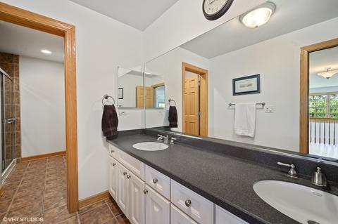 2233 Daisy Ave, Glenview, IL 60026 photo 22