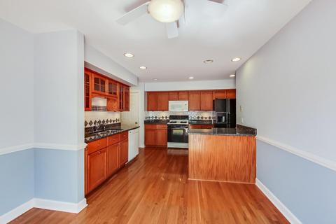 1594 Groton Ln, Wheaton, IL 60189 photo 6
