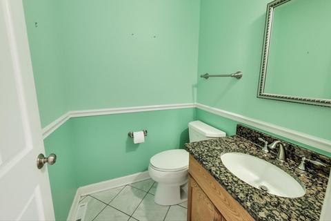 1594 Groton Ln, Wheaton, IL 60189 photo 12