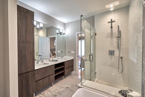 519 E 43rd St, Chicago, IL 60653 photo 23