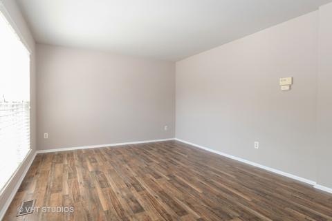20914 W Ames Ct, Plainfield, IL 60544 photo 2