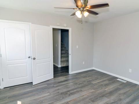 464 E Franklin St, Bement, IL 61813 photo 24