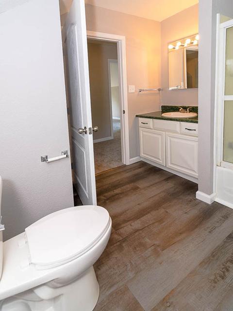 464 E Franklin St, Bement, IL 61813 photo 41