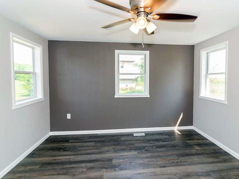 464 E Franklin St, Bement, IL 61813 photo 23
