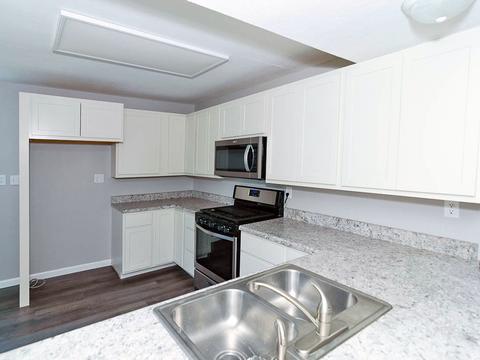 464 E Franklin St, Bement, IL 61813 photo 12
