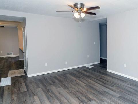 464 E Franklin St, Bement, IL 61813 photo 22