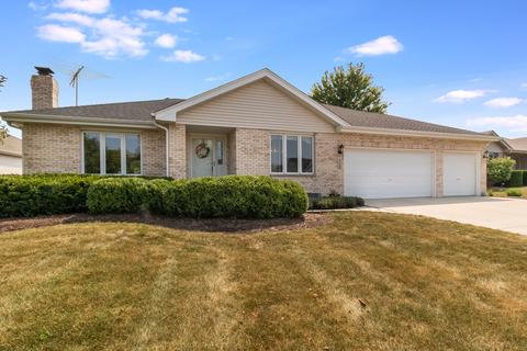 712 Feeney Dr, Minooka, IL 60447 photo 1