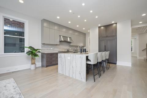 3911 N Janssen Ave, Chicago, IL 60613 photo 8