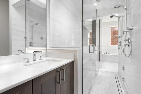 3911 N Janssen Ave, Chicago, IL 60613 photo 22
