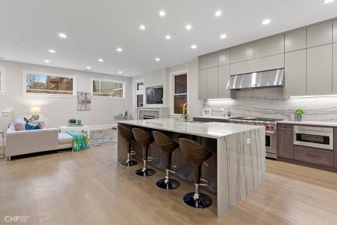 3911 N Janssen Ave, Chicago, IL 60613 photo 6