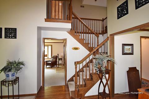 1172 Danforth Dr, Batavia, IL 60510 photo 4