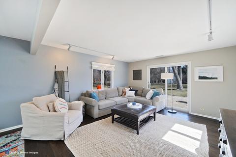 2007 Driving Park Rd, Wheaton, IL 60187 photo 11