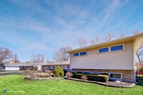 2007 Driving Park Rd, Wheaton, IL 60187 photo 2