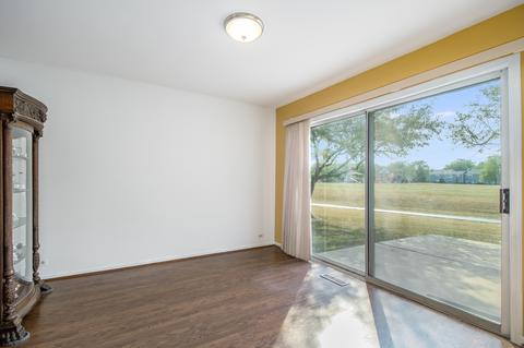 1854 Pebble Beach Cir, Elgin, IL 60123 photo 6
