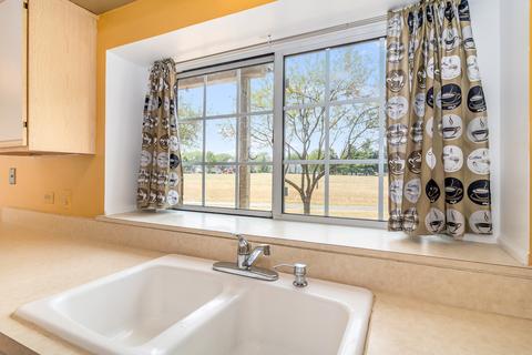 1854 Pebble Beach Cir, Elgin, IL 60123 photo 11