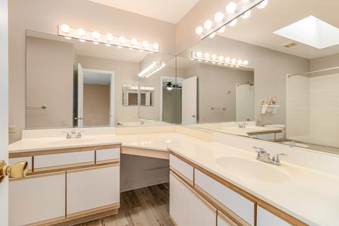 1854 Pebble Beach Cir, Elgin, IL 60123 photo 17
