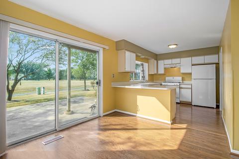1854 Pebble Beach Cir, Elgin, IL 60123 photo 7
