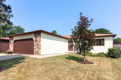 1970 Murcer Ln, Elgin, IL 60123 photo 1