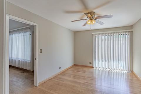 620 Sequoia Trl, Roselle, IL 60172 photo 16