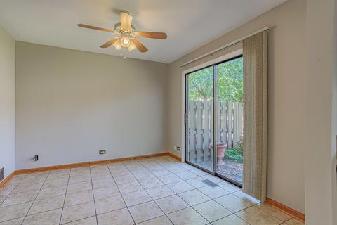 620 Sequoia Trl, Roselle, IL 60172 photo 11