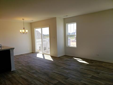 3840 Honeysuckle Ln, Elgin, IL 60124 photo 9