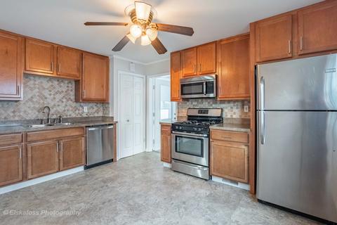 1316 N Irving Ave, Berkeley, IL 60163 photo 4