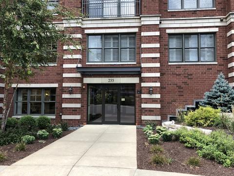 255 E Liberty Dr #506, Wheaton, IL 60187 photo 2
