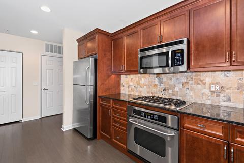 255 E Liberty Dr #506, Wheaton, IL 60187 photo 8