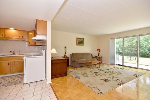 100 Deborah Ln #30A, Wheeling, IL 60090 photo 13