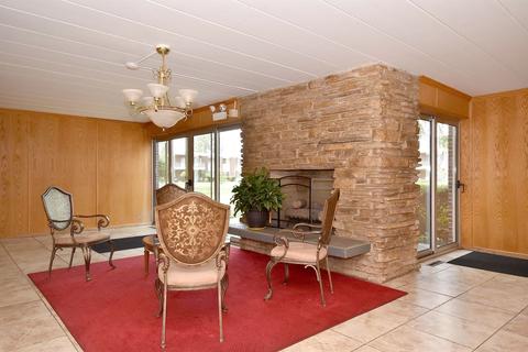 100 Deborah Ln #30A, Wheeling, IL 60090 photo 23
