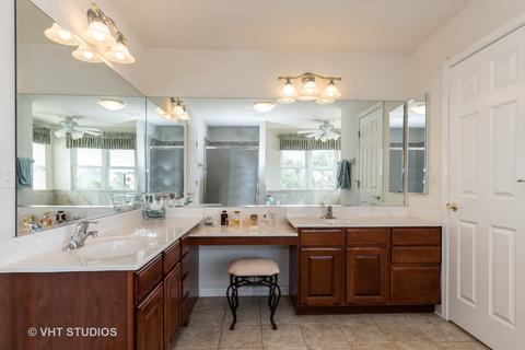 1100 Grayhawk Dr, Algonquin, IL 60102 photo 17