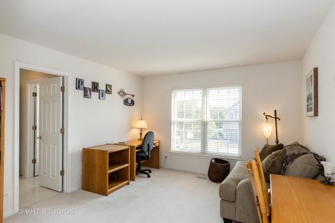 1100 Grayhawk Dr, Algonquin, IL 60102 photo 18