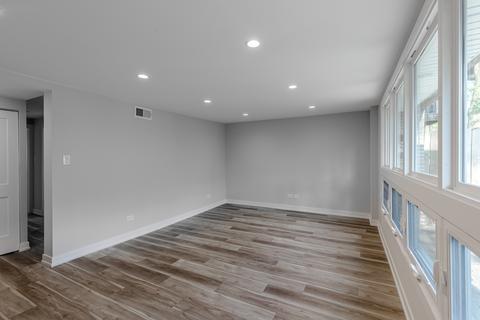 1303 E 55th St, Chicago, IL 60615 photo 17