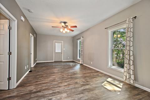 323 N Wabash Ave, Bradley, IL 60915 photo 3
