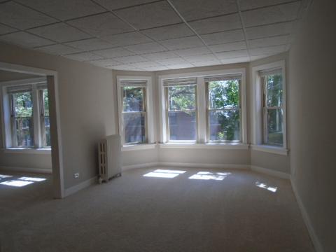 2216 E 70th St #2, Chicago, IL 60649 photo 2