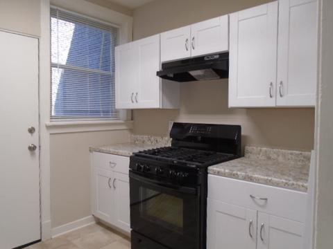 2216 E 70th St #2, Chicago, IL 60649 photo 6